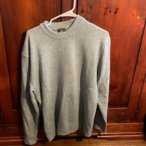 H&M Small grey sweater